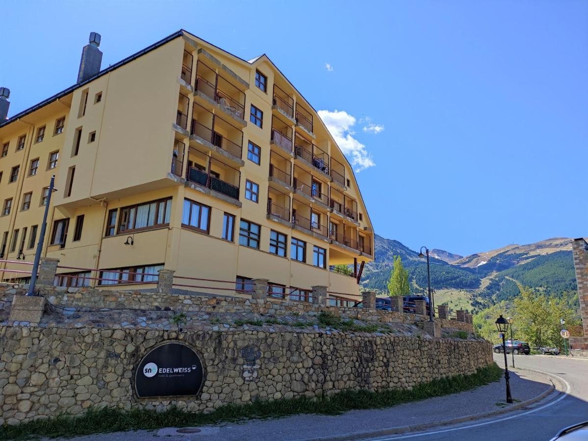 Apartamento De La Marmota Cerler Esterno foto